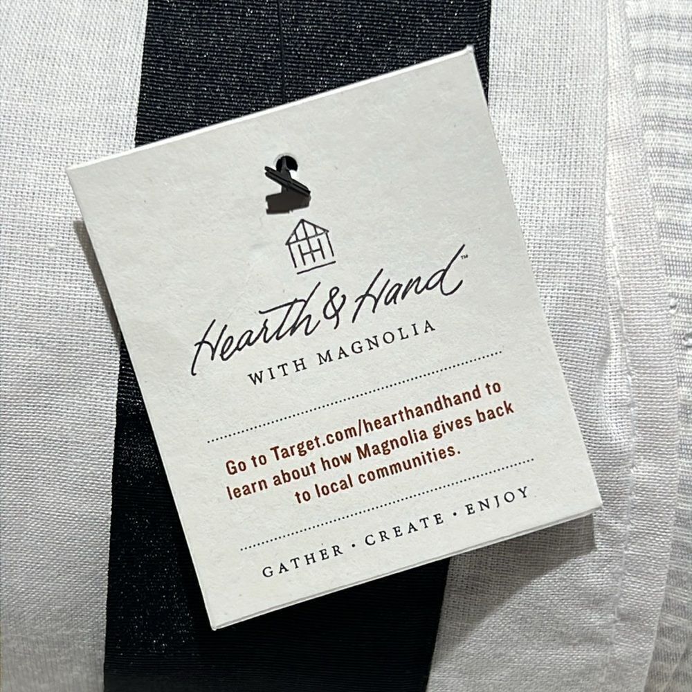 hearth & hand with magnolia quilt, diamond matelasse, jet grey striped F/Q - Picture 3 of 6